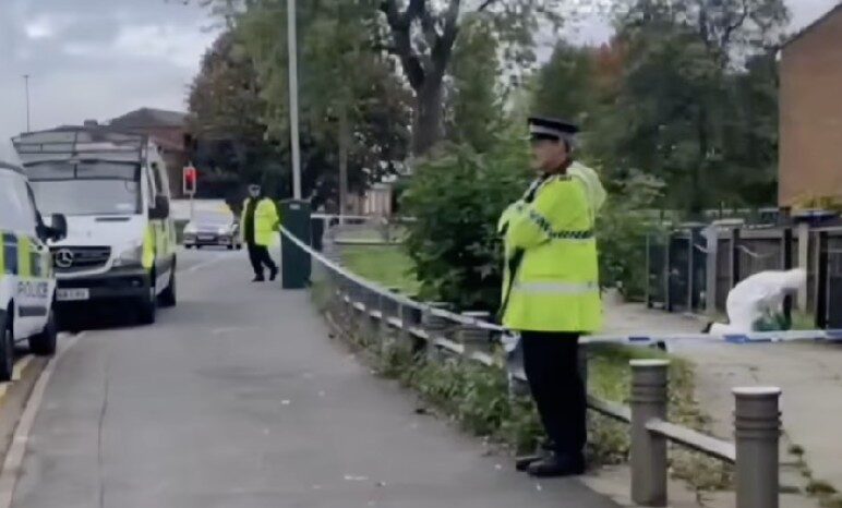 Gunfire Rocks Salford Neighbourhood in Targeted Attack – UKNIP