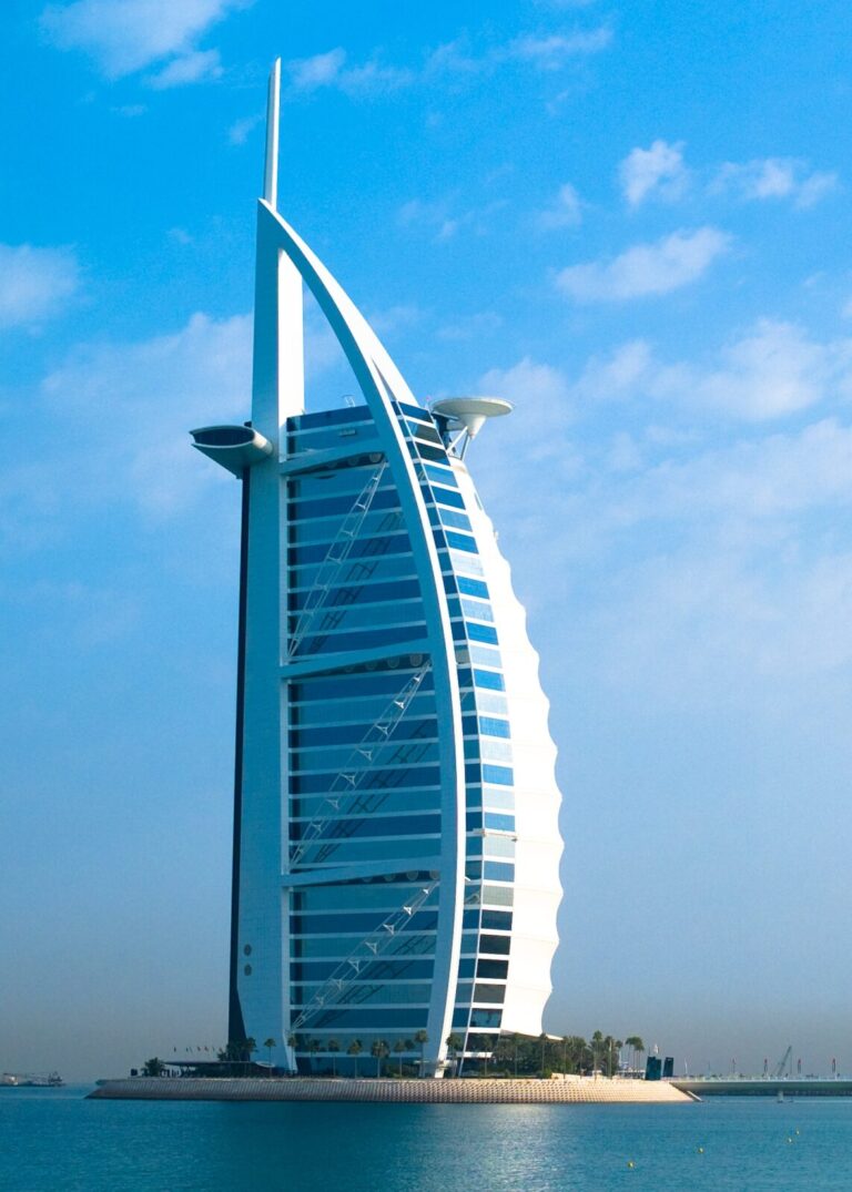UK Removes Gulf Travel Advisories Following US-Iran Peace Agreement
