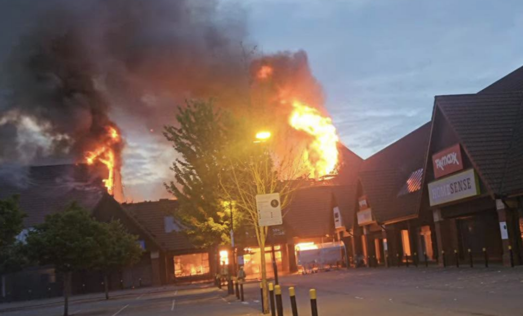 Large Fire Destroys Roof of Local Shopping Centre