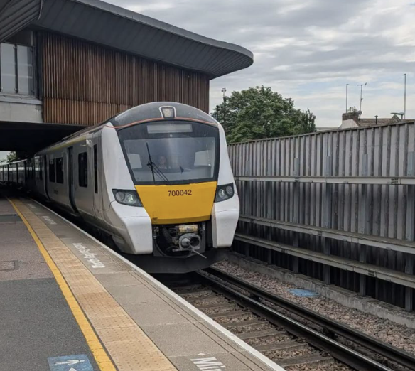 Person Hit by Train Causes Significant Delays on Southeastern and Thameslink Services