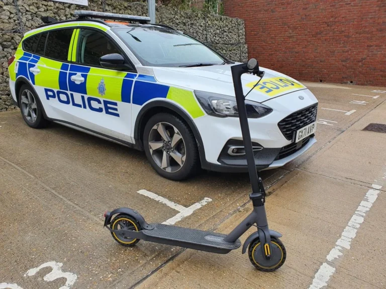 Police Seize Illegal E-Bikes and Off-Road Bikes in Local Areas