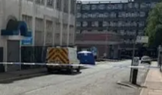 Man in 20s Fatally Stabbed in Car Park; Three Arrested by Police